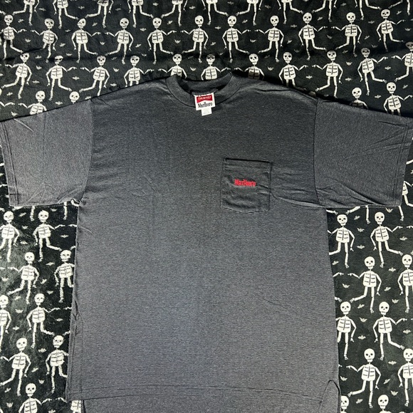 Vintage RARE Marlboro Men's Extended Pocket T-Shirt - Charcoal Gray (NWOT) - Picture 1 of 7